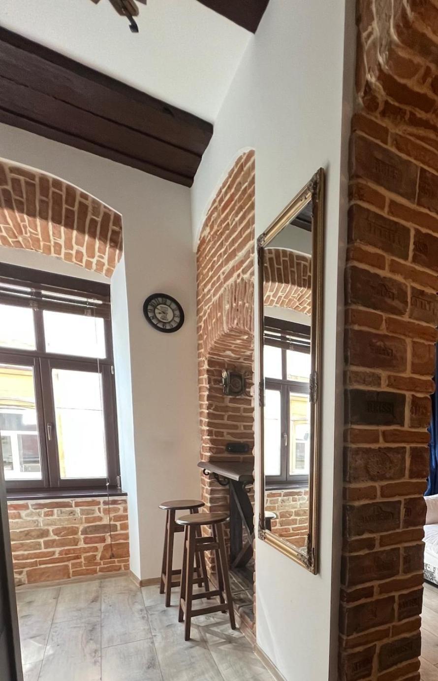 Cozy Loft В Самому Центрі Львова Apartment Exterior foto