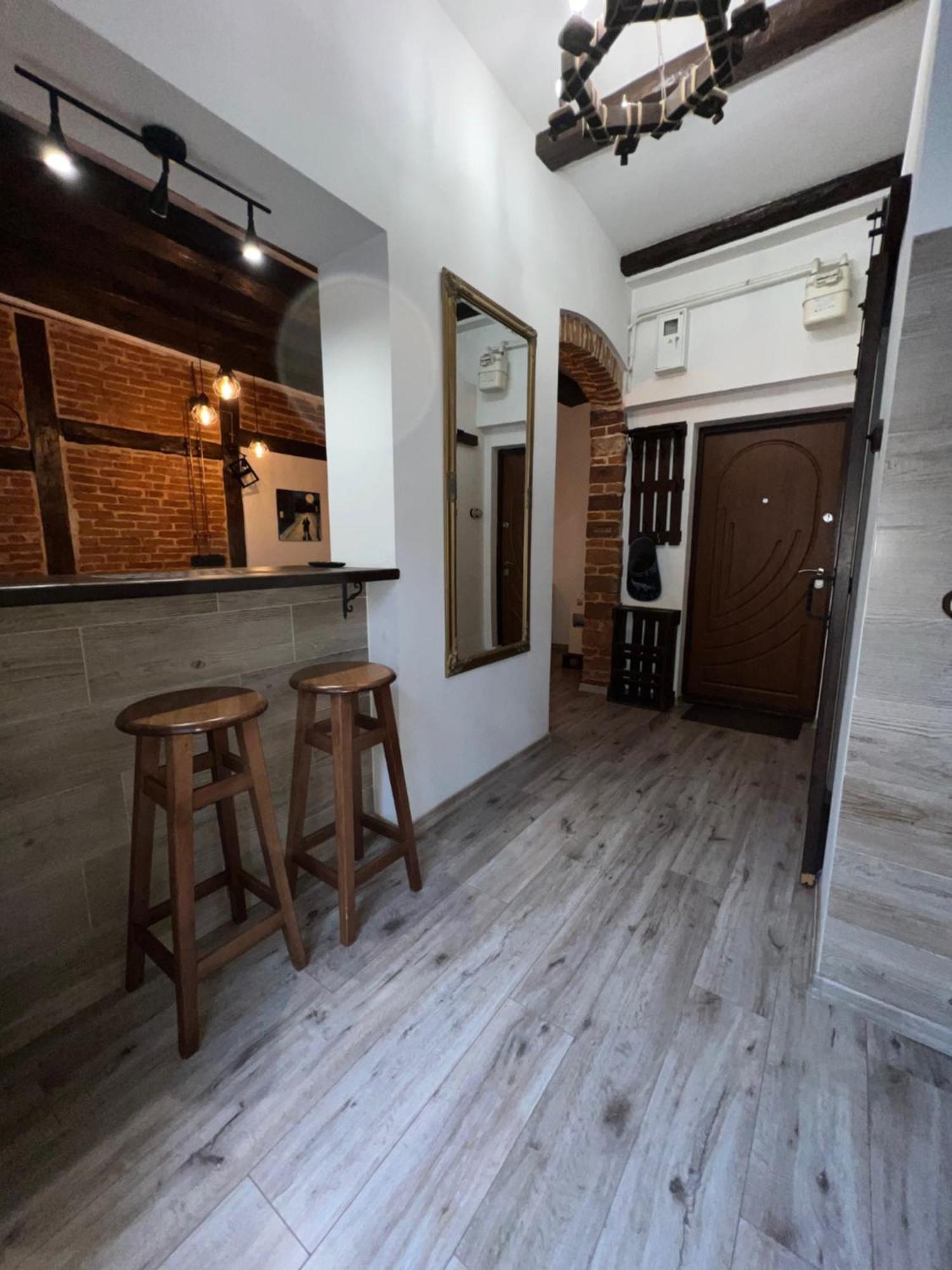 Cozy Loft В Самому Центрі Львова Apartment Exterior foto